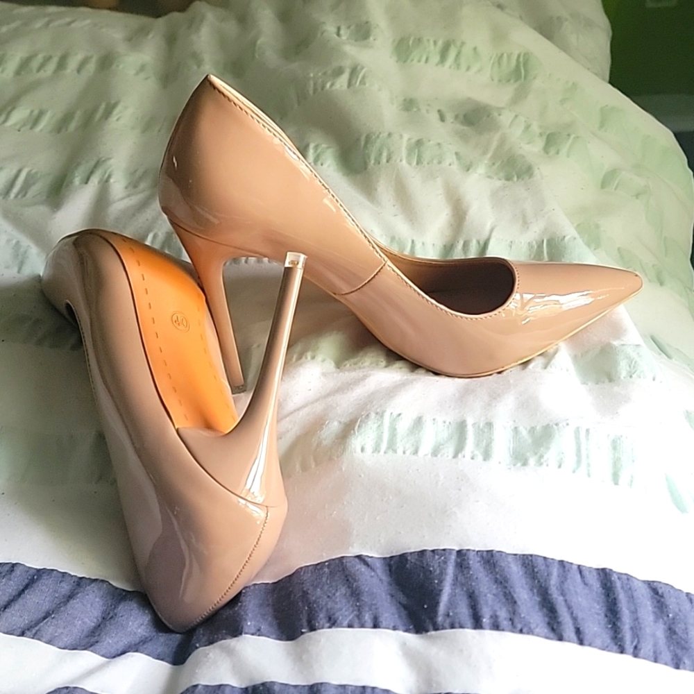 Nude pumps 5inch heel